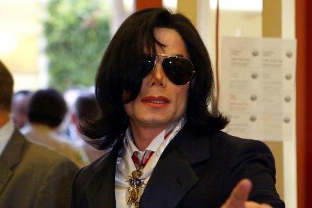Michael Jackson bei einem Gerichtstermin im Jahr 2009 Michael Jackson bei einem Gerichtstermin im Jahr 2009