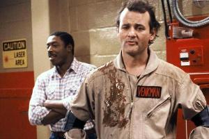 Bill Murray (vorne) und Ernie Hudson in "Ghostbusters - Die Geisterjäger"