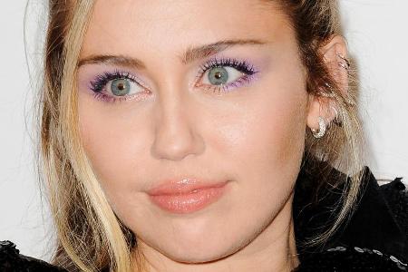 Miley Cyrus darf offenbar derzeit nicht sprechen Miley Cyrus darf offenbar derzeit nicht sprechen