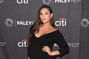 "Pretty Little Liars"-Star Shay Mitchell verrät den Babynamen