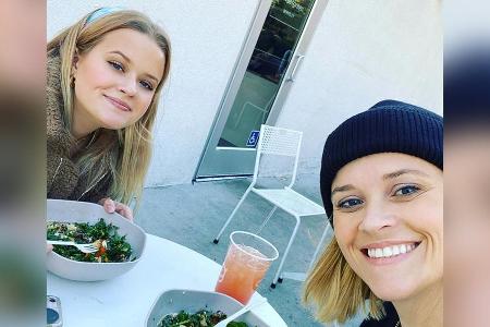 Speisen gerne gemeinsam: Reese Witherspoon und Tochter Ava (l.) Speisen gerne gemeinsam: Reese Witherspoon und Tochter Ava (l.)