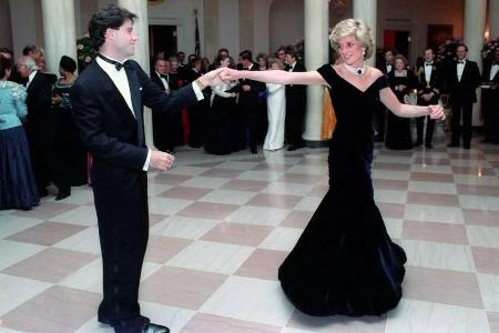 John Travolta und Prinzessin Diana beim gemeinsamen Tanz John Travolta und Prinzessin Diana beim gemeinsamen Tanz