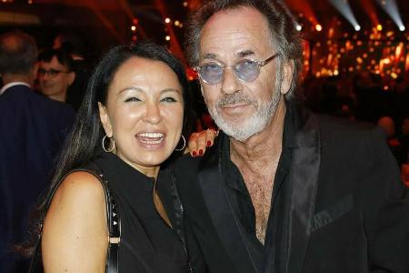 Hugo Egon Balder und seine Elena bei einer Preisverleihung im April 2019 Hugo Egon Balder und seine Elena bei einer Preisverleihung im April 2019