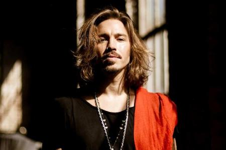 Musiker Gil Ofarim öffnet sich wie nie zuvor Musiker Gil Ofarim öffnet sich wie nie zuvor