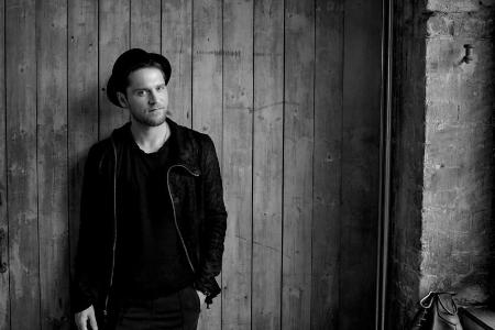 Johannes Oerding veröffentlicht am heutigen 8. November sein neues Album Johannes Oerding veröffentlicht am heutigen 8. November sein neues Album