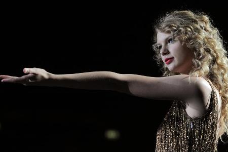 Kommt Taylor Swift nächstes Jahr zum Glastonbury? Kommt Taylor Swift nächstes Jahr zum Glastonbury?