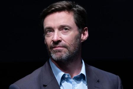 Auch Hugh Jackman kann sich nicht vor einer Ausweiskontrolle drücken Auch Hugh Jackman kann sich nicht vor einer Ausweiskontrolle drücken