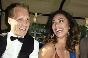 Lilly Becker ersteigert von Oliver Pocher Boris-Becker-Trophäe