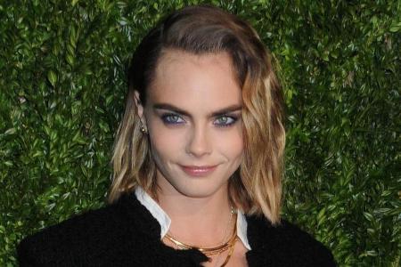 Cara Delevingne spielt in Cara Delevingne spielt in