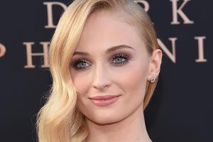 Sophie Turner: So aufwendig war ihr Louis-Vuitton-Brautkleid