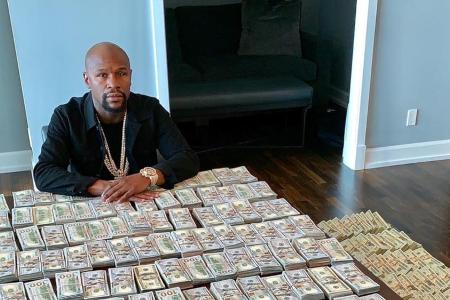 Floyd Mayweather zeigt gerne, was er hat Floyd Mayweather zeigt gerne, was er hat