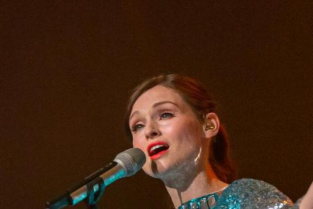 Sophie Ellis-Bextor legt sich für ihre Fans ins Zeug Sophie Ellis-Bextor legt sich für ihre Fans ins Zeug