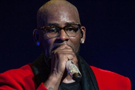 R. Kelly muss seinen Krisenmanager ziehen lassen R. Kelly muss seinen Krisenmanager ziehen lassen