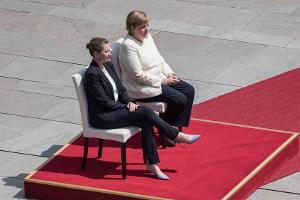 Nach Zitteranfällen: Pause für Angela Merkel naht