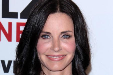 Schauspielerin Courteney Cox begeistert ihre Instagram-Follower mit einem raffinierten Video Schauspielerin Courteney Cox begeistert ihre Instagram-Follower mit einem raffinierten Video