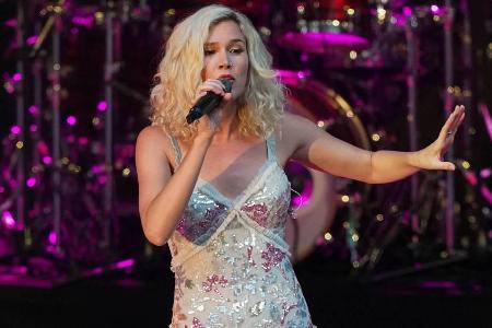Beim Fantastival in Dinslaken begeisterte Joss Stone nicht nur mit ihrer Stimme Beim Fantastival in Dinslaken begeisterte Joss Stone nicht nur mit ihrer Stimme