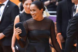 Kein Versteckspiel: Herzogin Meghan steht zu ihren Babypfunden