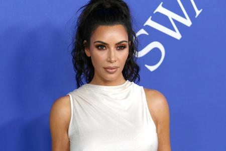 Der Mode-Händler warb ohne Zustimmung mit Kim Kardashian Der Mode-Händler warb ohne Zustimmung mit Kim Kardashian