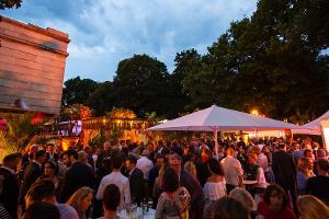 Familientreffen der Medienbranche im Kult-Club P1