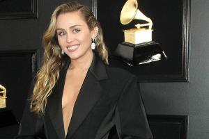 Freizügig auf Instagram: Das steckt hinter Miley Cyrus' Fotos