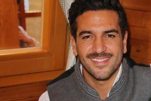 Ausgelassen auf der Wiesn: Elyas M'Barek feiert auf dem Oktoberfest