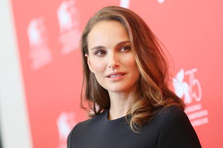 Natalie Portman ist überzeugte Veganerin und schwört auf pflanzliche Proteinquellen. Natalie Portman ist überzeugte Veganerin und schwört auf pflanzliche Proteinquellen.