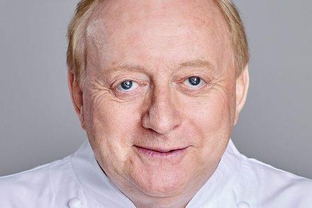 Alfons Schuhbeck gibt sein Wissen weiter Alfons Schuhbeck gibt sein Wissen weiter