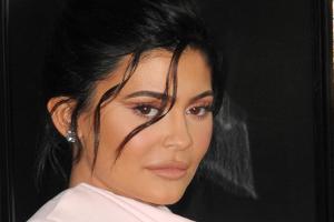 Kylie Jenner: Milliardärin zieht sich für den "Playboy" aus