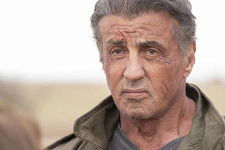 Ein letztes Mal muss John Rambo (Sylvester Stallone) seine Kriegsfertigkeiten einsetzen Ein letztes Mal muss John Rambo (Sylvester Stallone) seine Kriegsfertigkeiten einsetzen