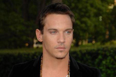 Schauspieler Jonathan Rhys Meyers wird in die Rolle des Sir James Brooke schlüpfen