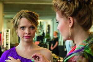 "Traumfrauen": Gibt Vivi (Palina Rojinski, r.) auch Hannah (Karoline Herfurth) den Rat, herauszufinden, wie viele One-Night-...