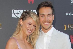 Melissa Benoist und Chris Wood meistern ersten Auftritt als Ehepaar