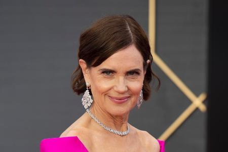 Schon gewusst? Elizabeth McGovern ist auch Sängerin Schon gewusst? Elizabeth McGovern ist auch Sängerin