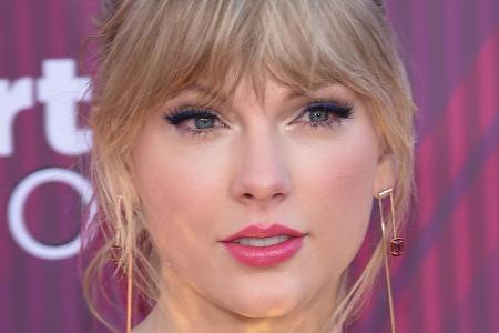 Taylor Swift ist mit ihrem neuen Album sehr erfolgreich Taylor Swift ist mit ihrem neuen Album sehr erfolgreich