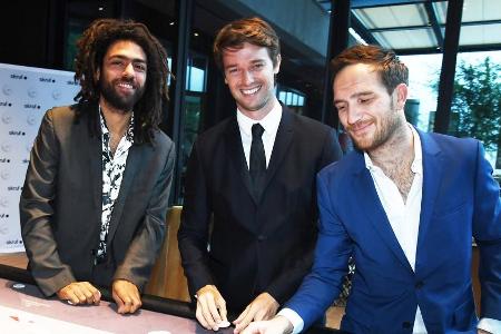 Noah Becker, Patrick Schwarzenegger, Patrick Lau (v.l.n.r) im Casino Baden-Baden Noah Becker, Patrick Schwarzenegger, Patrick Lau (v.l.n.r) im Casino Baden-Baden