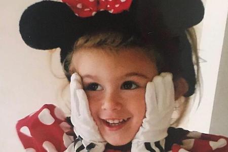 Kaia Gerber verkleidet als Minnie Maus Kaia Gerber verkleidet als Minnie Maus