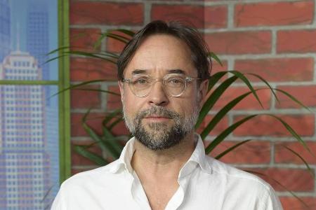 Jan Josef Liefers gedenkt Tom Zickler Jan Josef Liefers gedenkt Tom Zickler