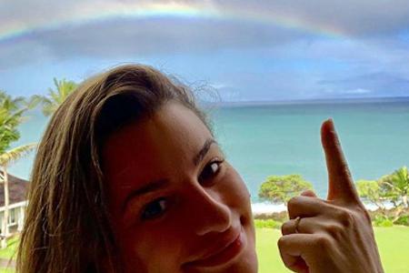 Lea Michele verabschiedet sich mit einem Regenbogen von Hawaii Lea Michele verabschiedet sich mit einem Regenbogen von Hawaii