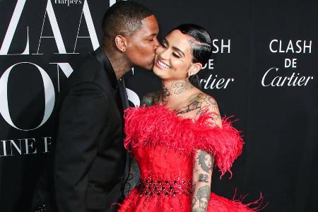 Rapper YG und Sängerin Kehlani turteln im Rahmen der New York Fashion Week Rapper YG und Sängerin Kehlani turteln im Rahmen der New York Fashion Week