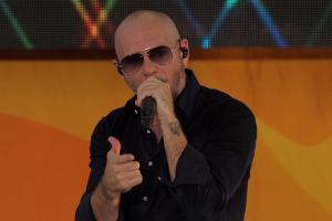 Wegen Hurrikan "Dorian": Rapper Pitbull sagt Konzert ab