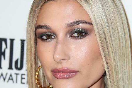 Hailey Bieber hat ihren Junggesellinnenabschied gefeiert Hailey Bieber hat ihren Junggesellinnenabschied gefeiert