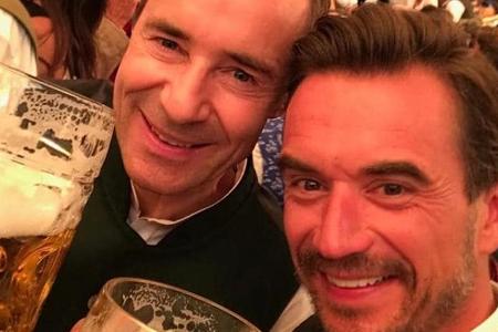 Florian Silbereisen (r.): Mit Kai Pflaume genießt er den Wiesn-Start Florian Silbereisen (r.): Mit Kai Pflaume genießt er den Wiesn-Start