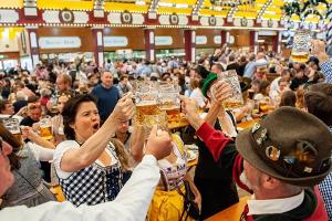 "O'zapft is!": Münchner Oktoberfest offiziell gestartet