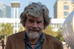 Reinhold Messner: "Fünf Jahre halte ich es auf dieser Erde noch aus"