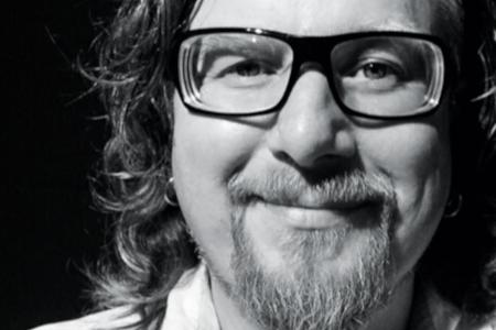 Komiker Lars Niedereichholz nimmt auch die Midlife-Crisis mit Humor Komiker Lars Niedereichholz nimmt auch die Midlife-Crisis mit Humor