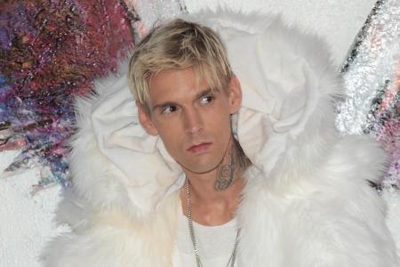 Looking for Love: Aaron Carter Looking for Love: Aaron Carter