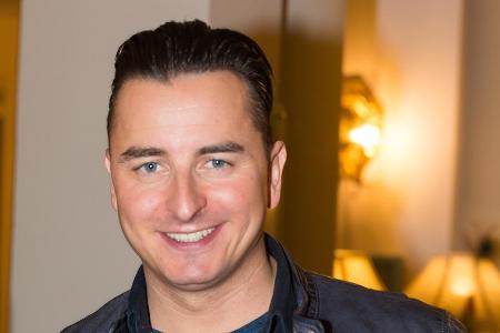 Andreas Gabalier möchte am Wochenende wieder auf der Bühne stehen Andreas Gabalier möchte am Wochenende wieder auf der Bühne stehen