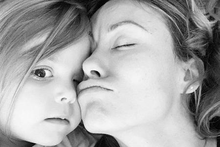 Die kleine Daisy mit ihrer Mutter Olivia Wilde Die kleine Daisy mit ihrer Mutter Olivia Wilde
