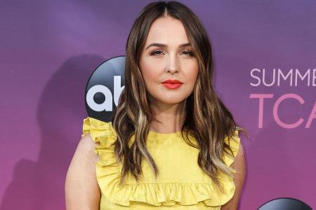 Camilla Luddington weiß alle Blicke auf sich zu ziehen Camilla Luddington weiß alle Blicke auf sich zu ziehen