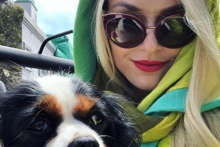 Die ehemalige Skirennläuferin Lindsey Vonn im stylischen Retro-Look Die ehemalige Skirennläuferin Lindsey Vonn im stylischen Retro-Look